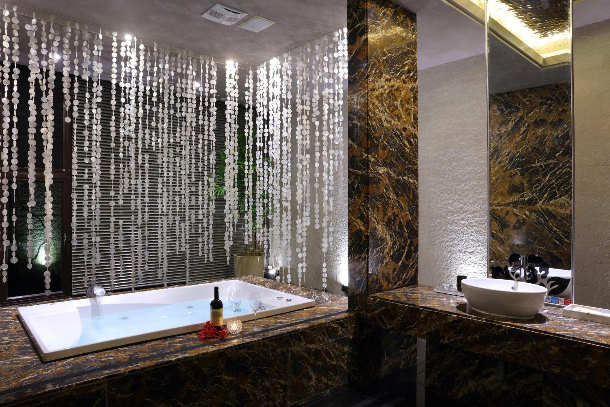 Mulan Motel Taipei Bagian luar foto