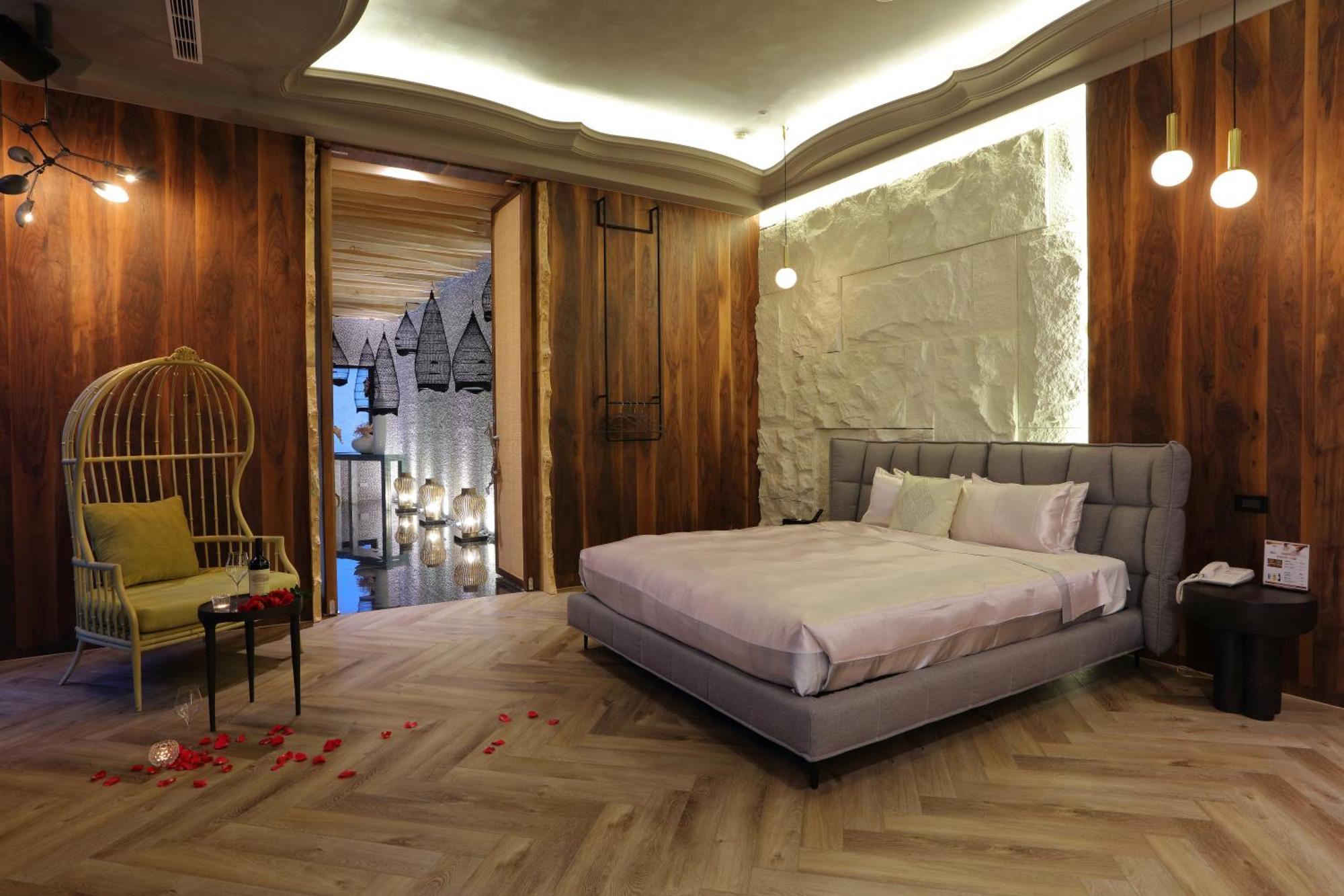 Mulan Motel Taipei Bagian luar foto
