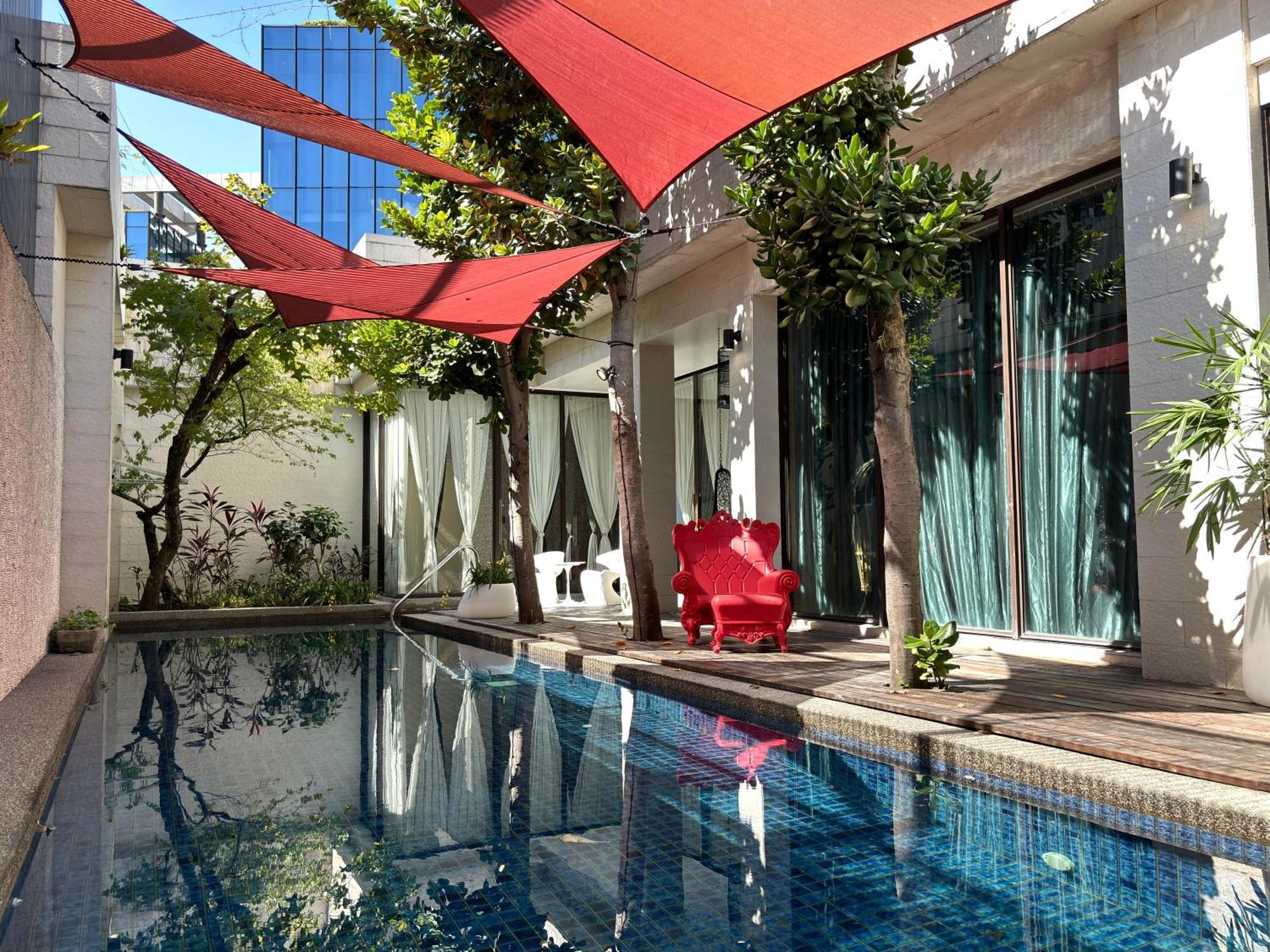 Mulan Motel Taipei Bagian luar foto